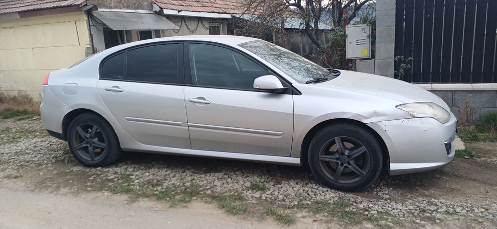 Vând Renault Laguna