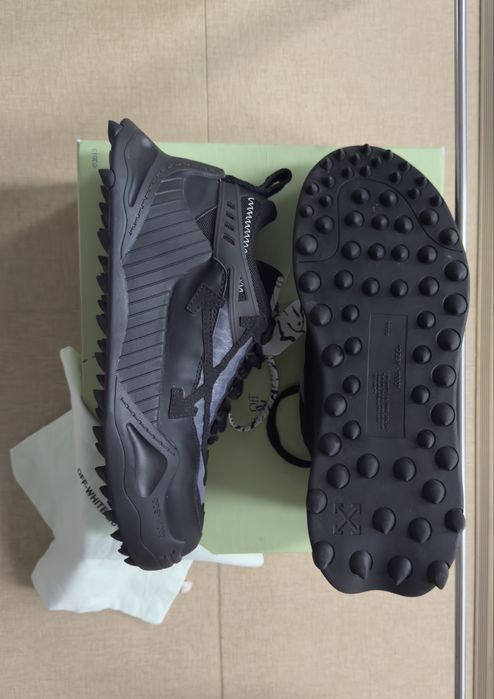 Off-White ODSY-1000(42)