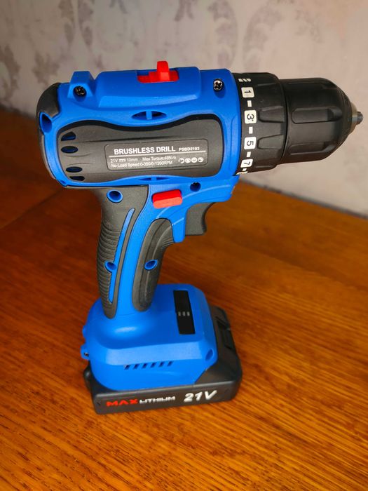 Шуруповёрт бесщёточный PROSTORMER (21В до 40нм) + 2 аккумулятора