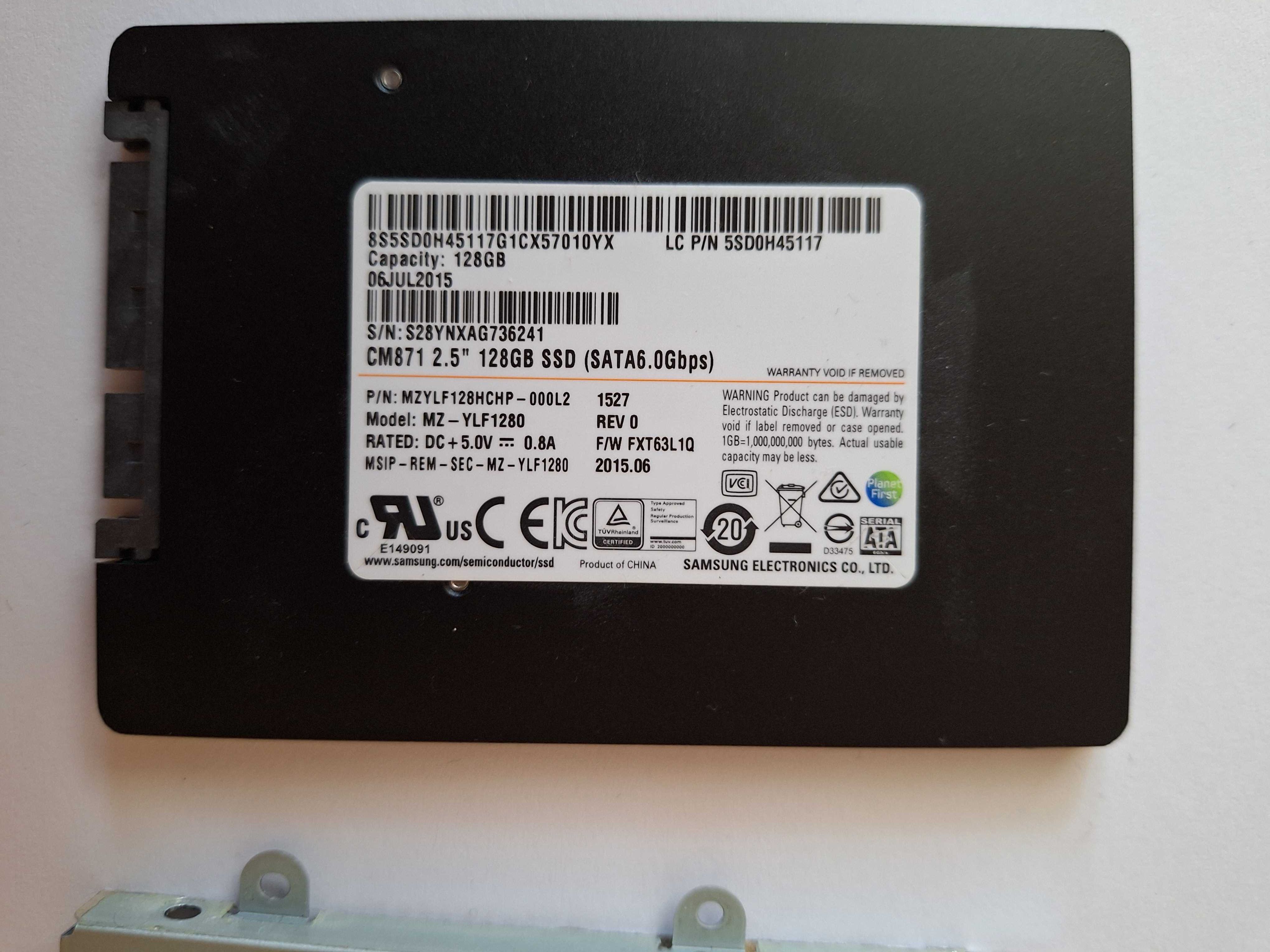 вътрешен SSD диск (твърдотелен диск) от тип 2.5-инчов SATA, Samsung