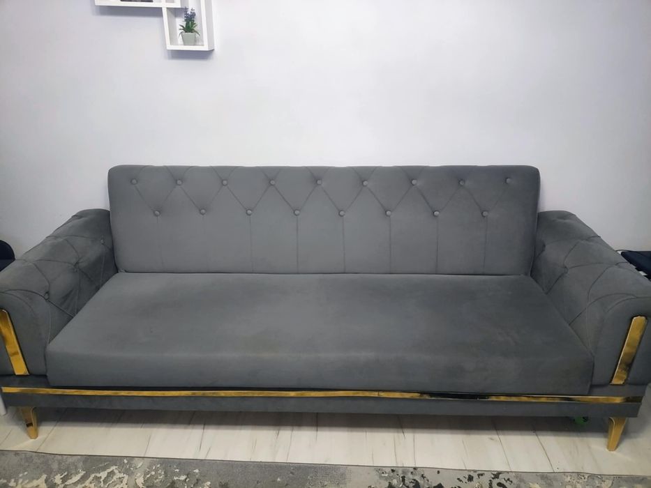 Диван  три местен