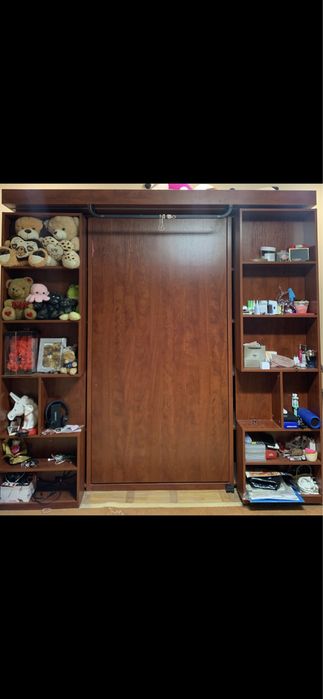 Mobilier dormitor cu pat retractabil