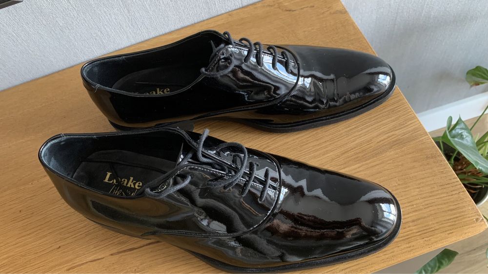 Pantofi mire  Loake model Patent