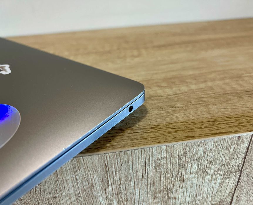 Macbook Air M1 16GB RAM