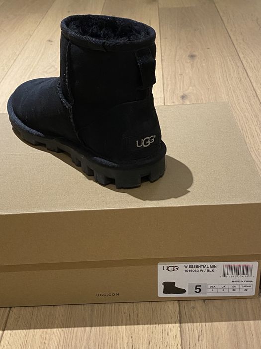 Cizme UGG essential mini 36