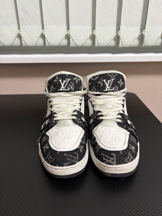 Обувки Louis Vuitton