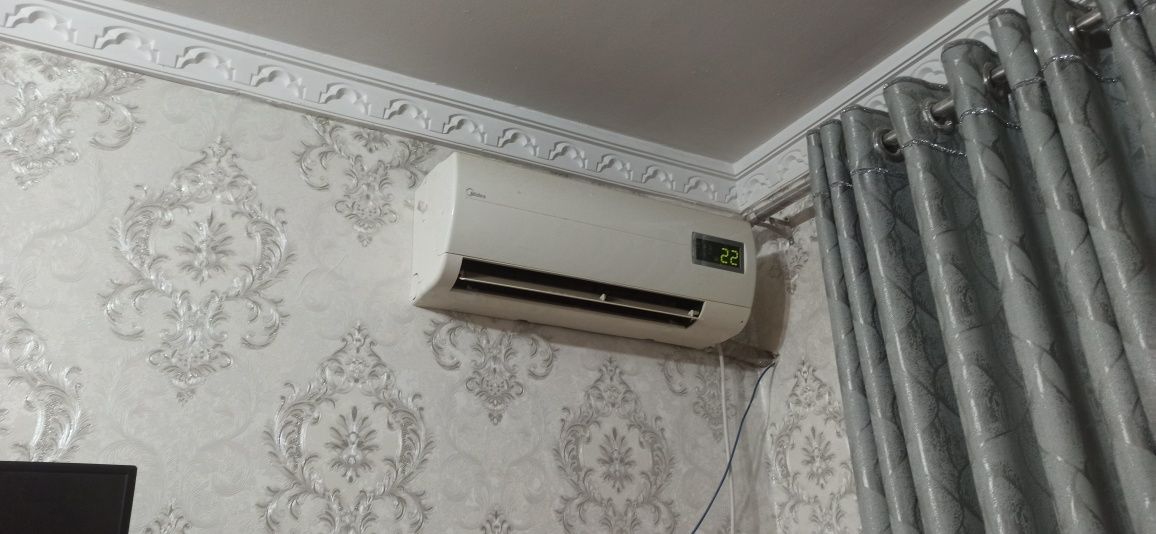 Кондиционер Midea 12