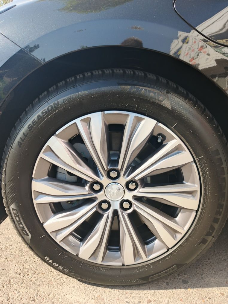 Hongqi eqm5 2024ноябрь 500км