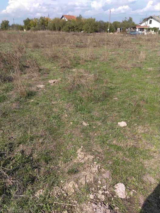 Продавам парцел в регулация