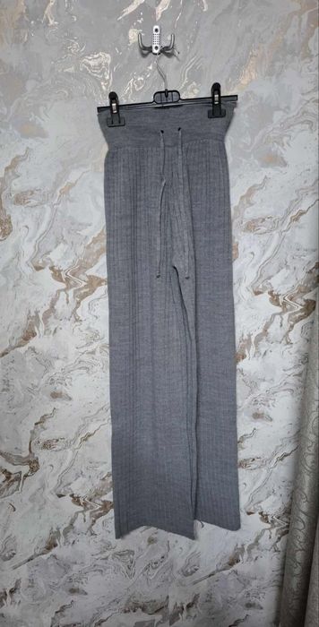 Pantaloni universali