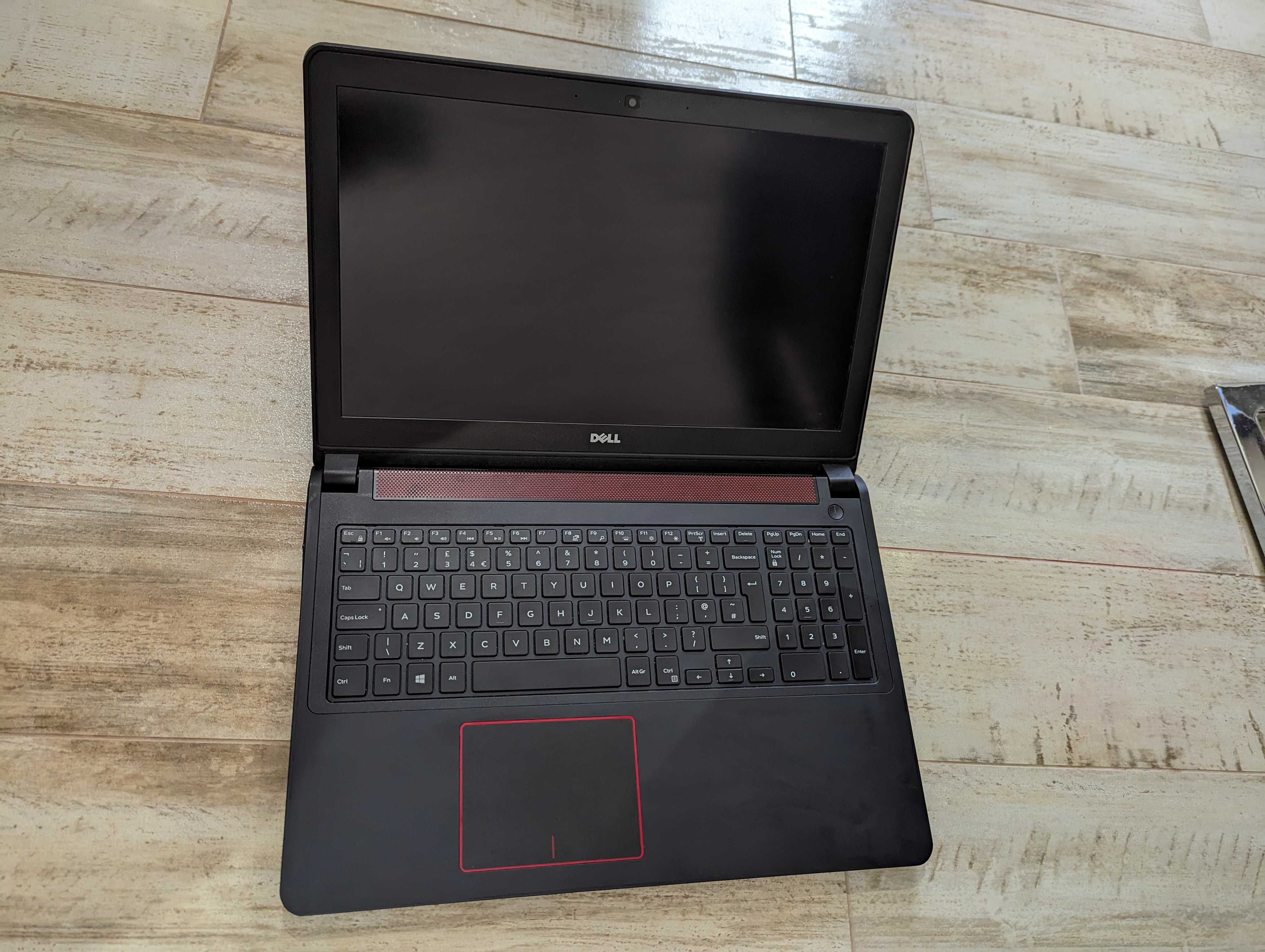 Dell Inspiron 15 - 7559 gaming laptop + подарък чанта за лаптоп