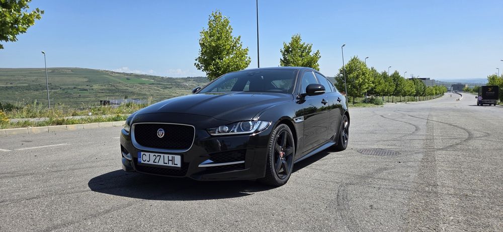 Jaguar XE R Sport