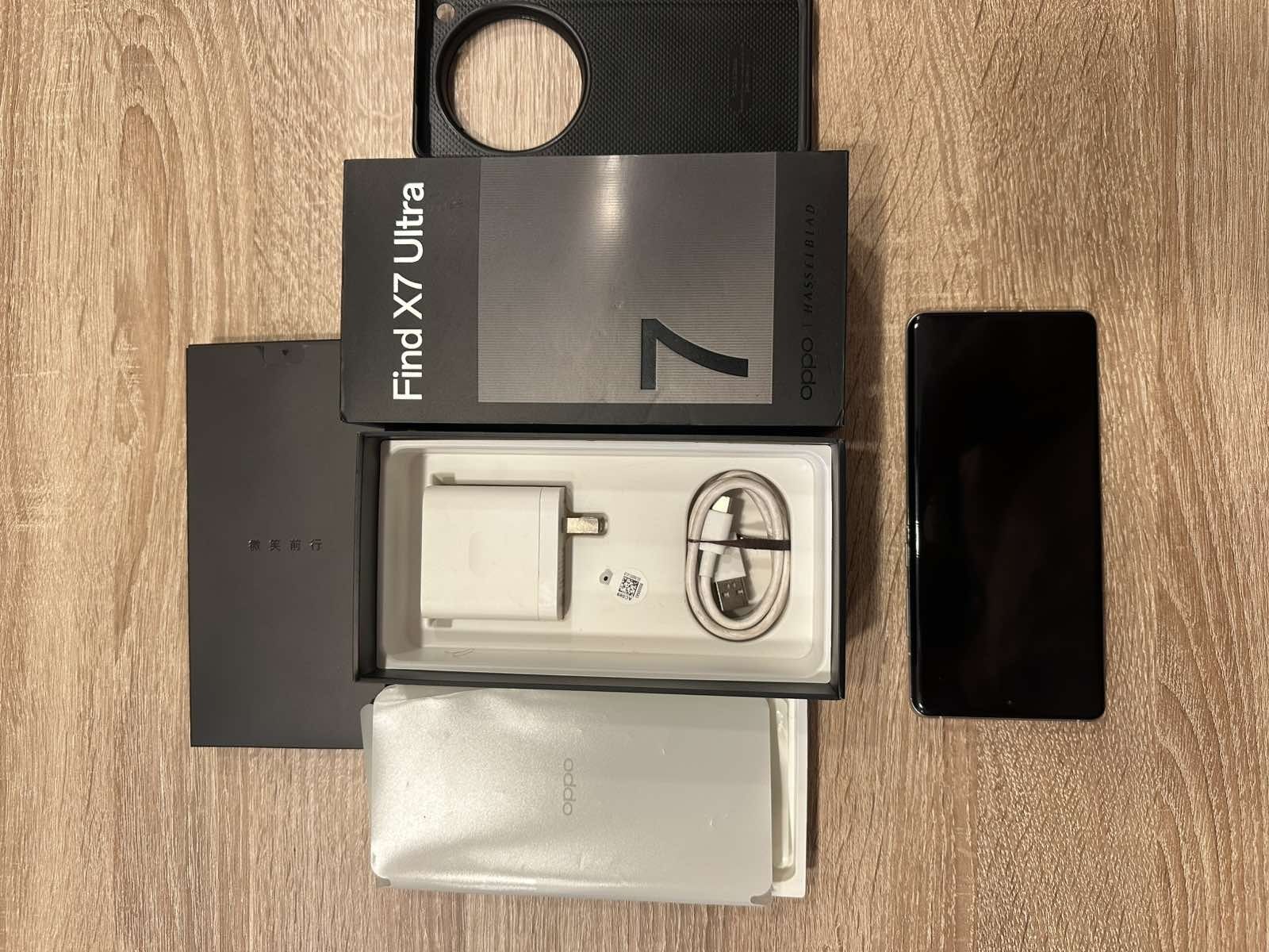 Oppo find x7 ultra 12/256 като нов (БАРТЕР)