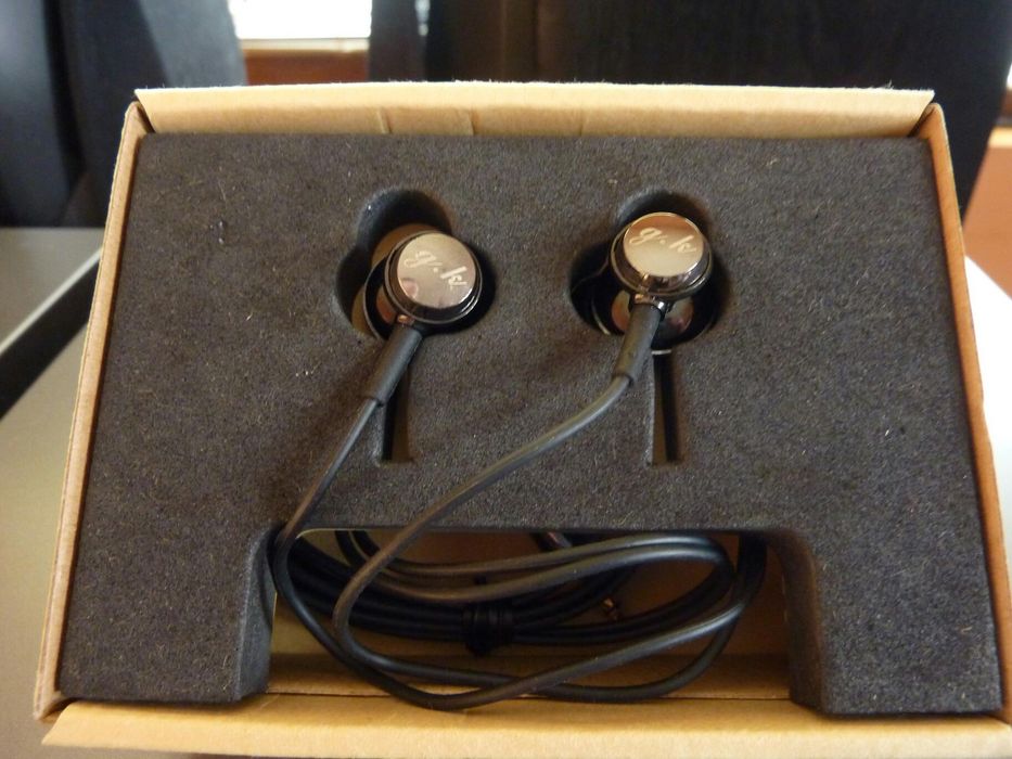 Продавам висококачествени слушалки тип тапи ANV