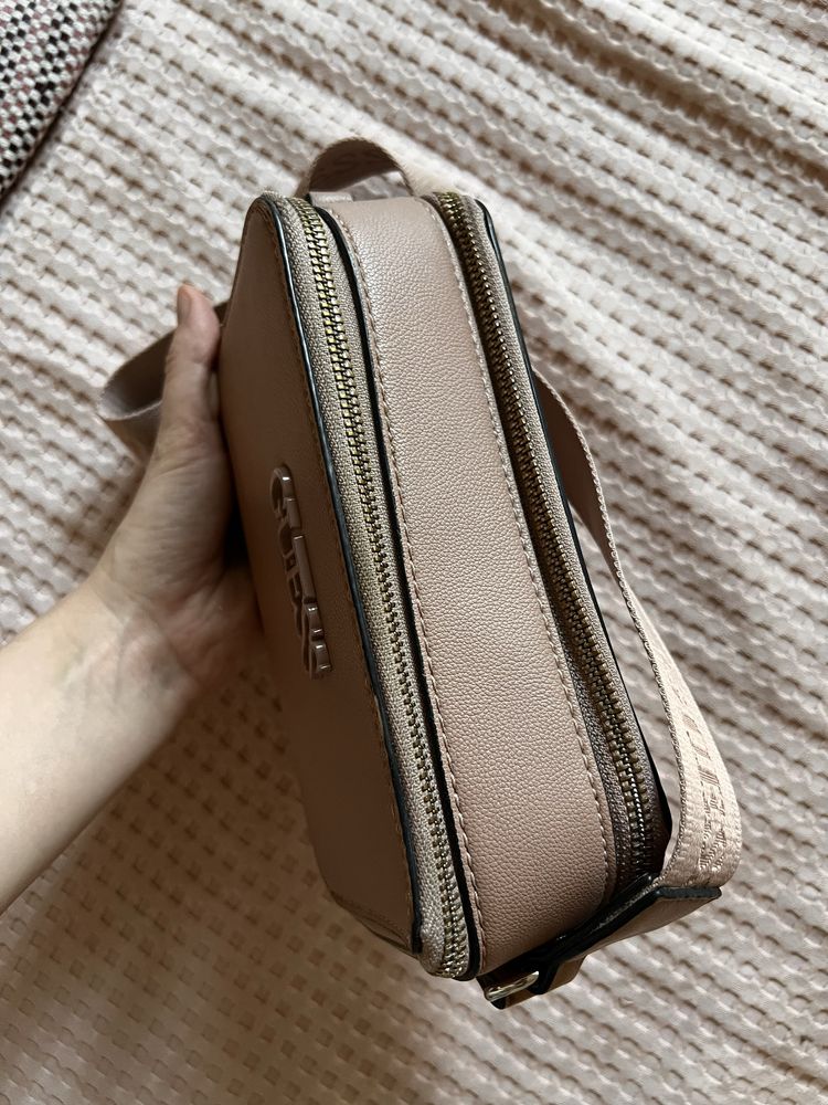 Сумка Guess оригинал розовая