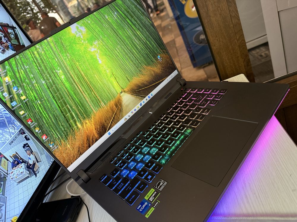 ASUS ROG strix G16