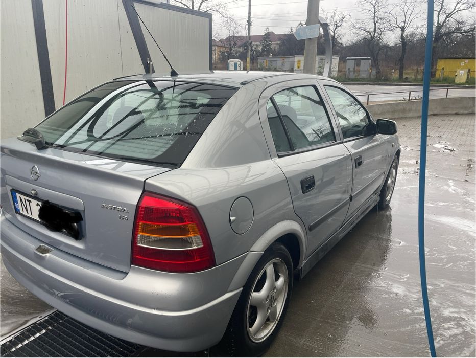 Opel Astra 1.6 16v