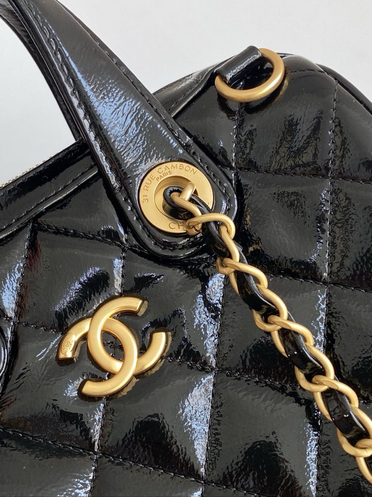 Geanta Chanel 21 cm