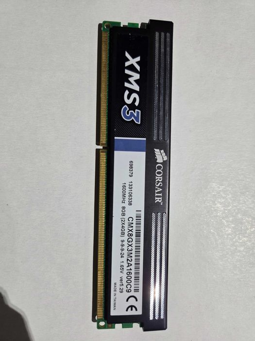 Memorie  DDR3 8GB Corsair 1600MHz, XMS3 pentru PC