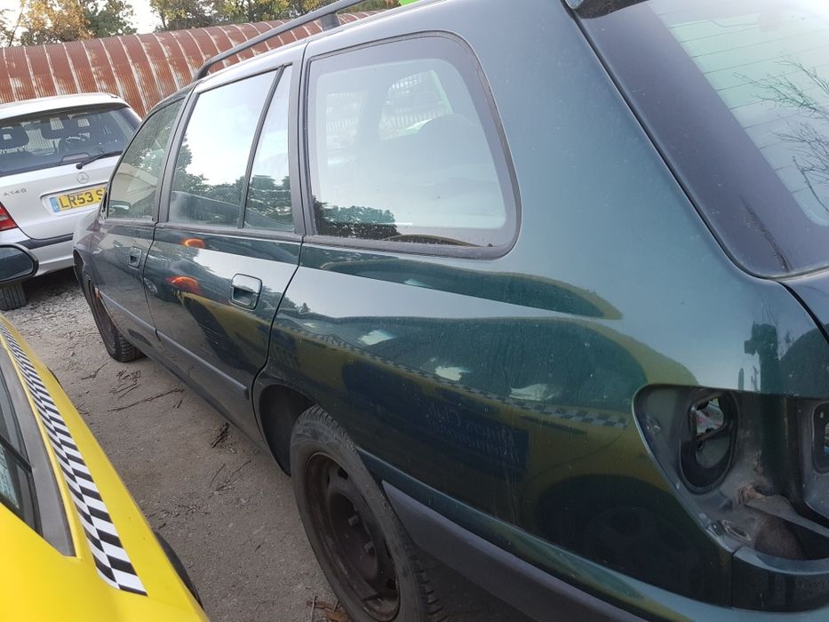Peugeot 406 2.0 бензин На Части !!!