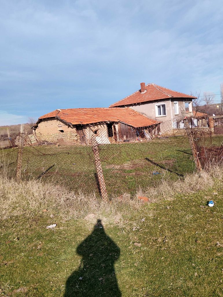 Продава се Къща в с. Елена, Област Хасково - 82 кв.м за 218 €/кв.м - Снимка #21
