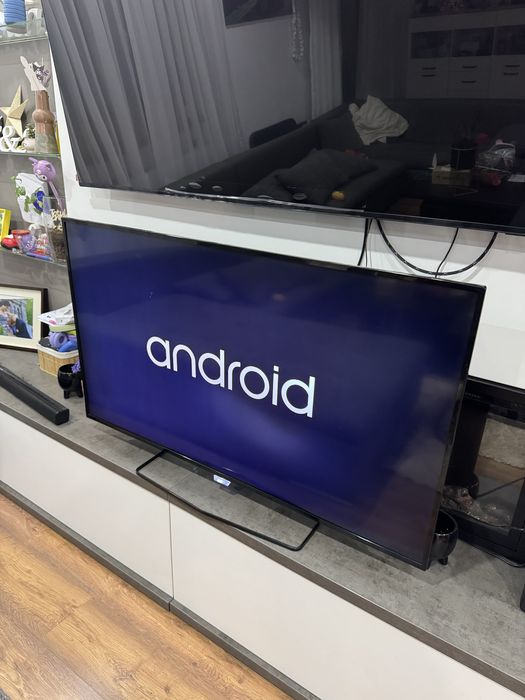TV smart Phillips 127cm, stare foarte buna