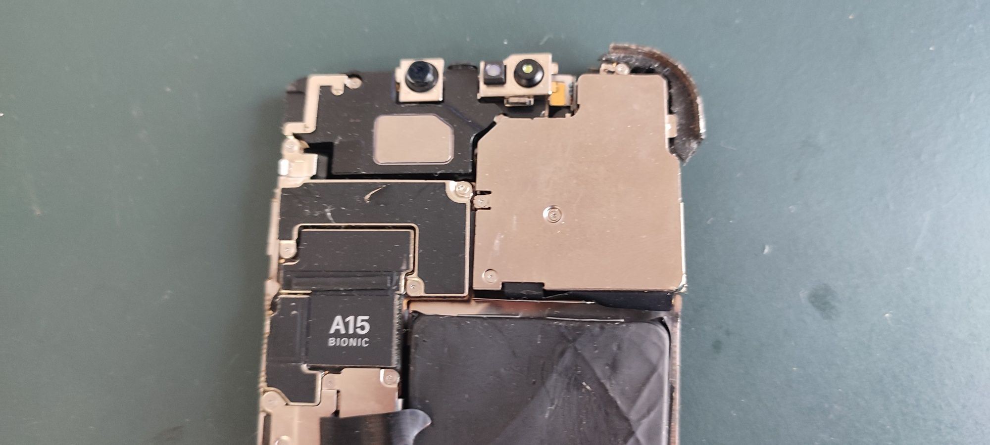 Piese placa iPhone 13 pro Max