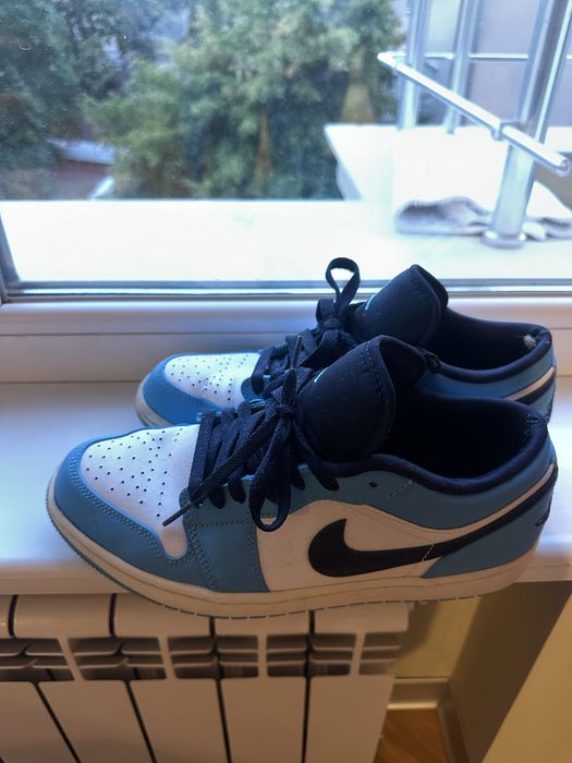 Nike Air Jordan 1 "University Blue" low sneakers