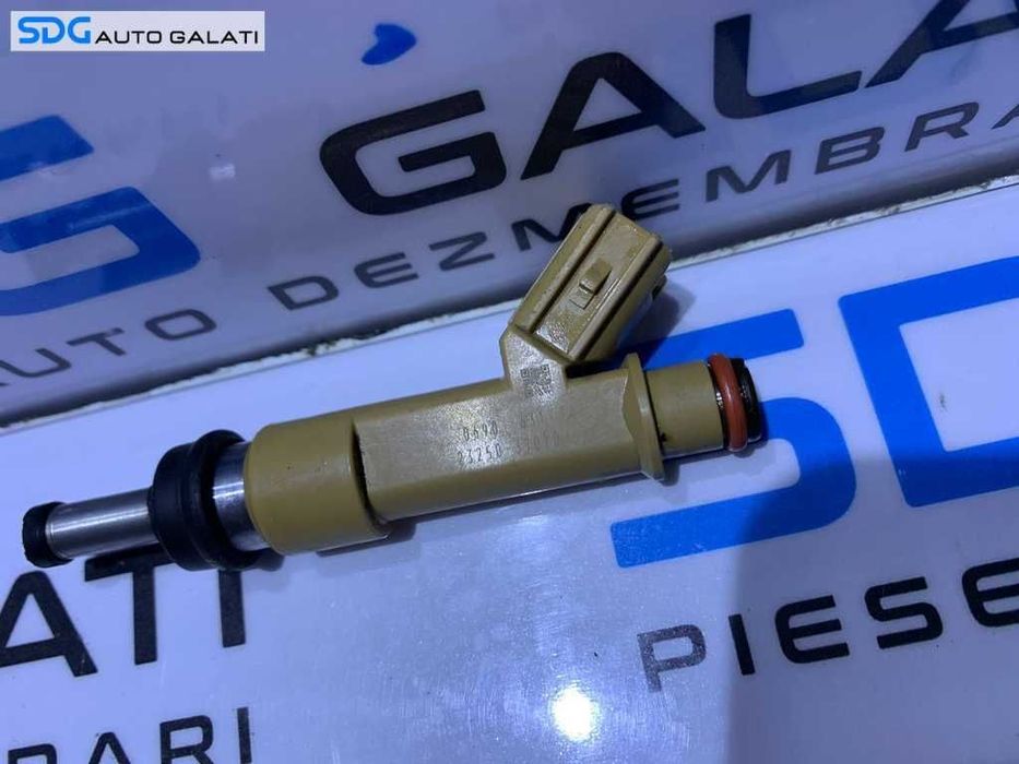 Injector Injectoare Toyota Auris 1.6 1ZR 1ZR-FE 2006 - 2012 Cod 23250-37010