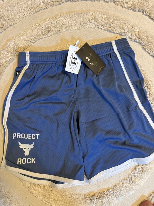 Haine under armour noi aduse din uk marimea xl tricouri