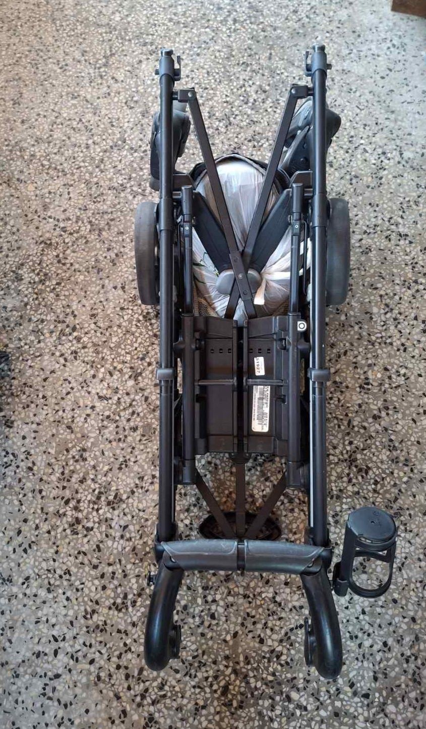 Бебешка количка peg perego