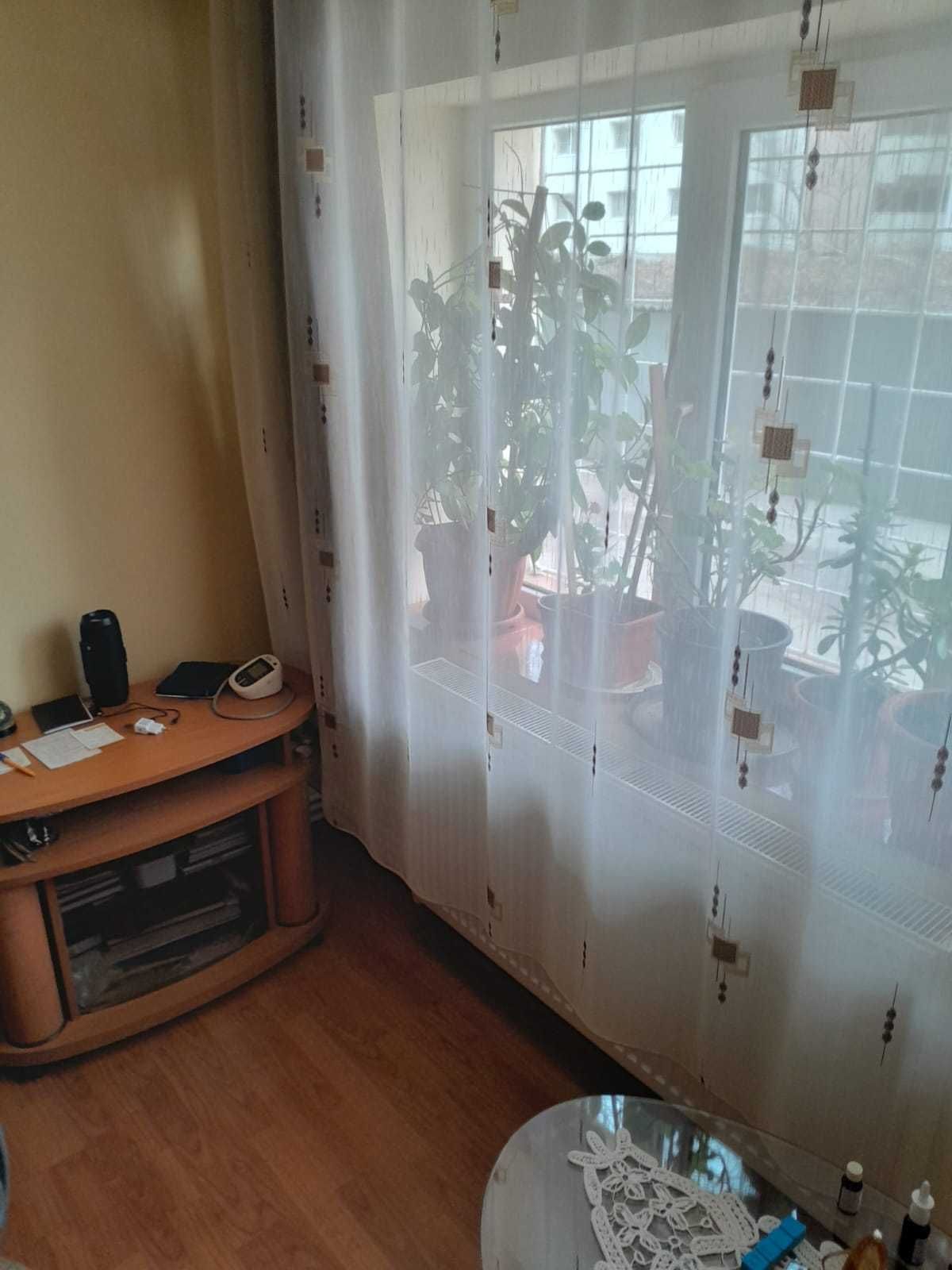 Vand apartament 2 camere ZIMNICEA