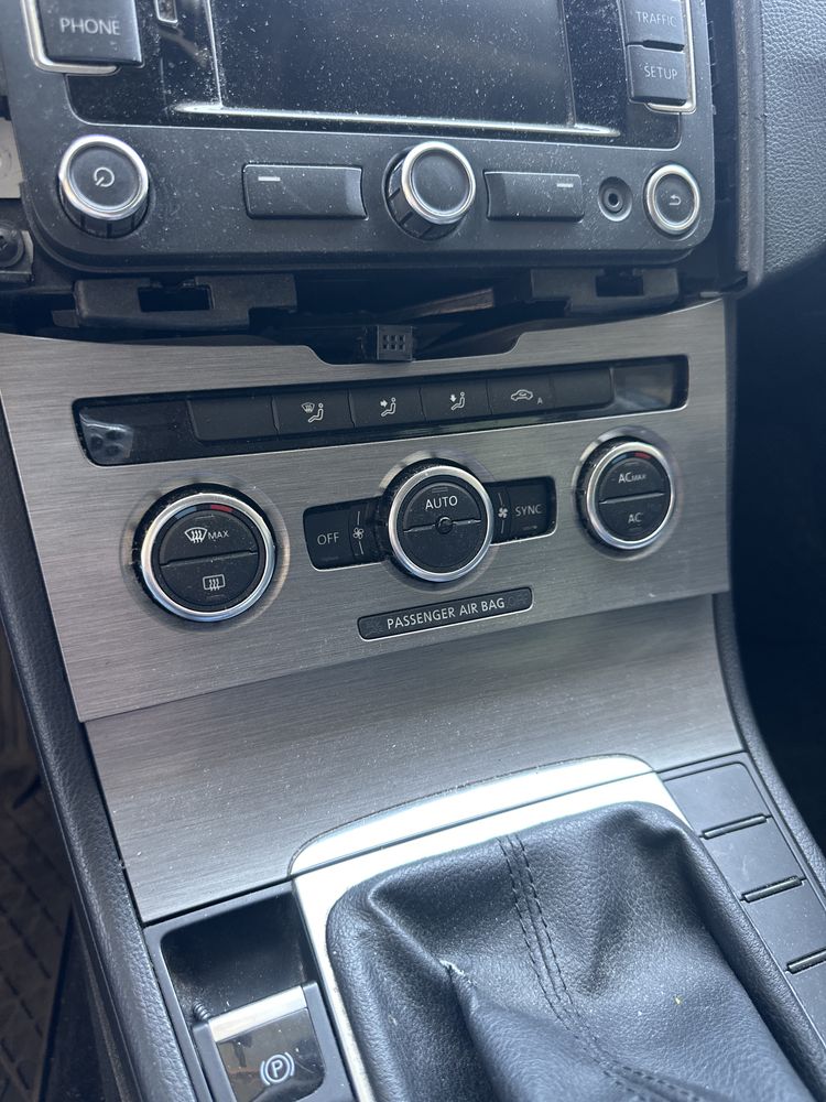 Климатроник Passat B7