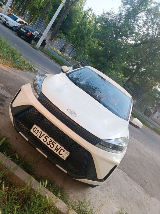 Kaiyi X3 Pro 2021 yil  14 500$. 40 yurgan