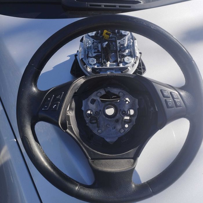 Продавам волан Е91