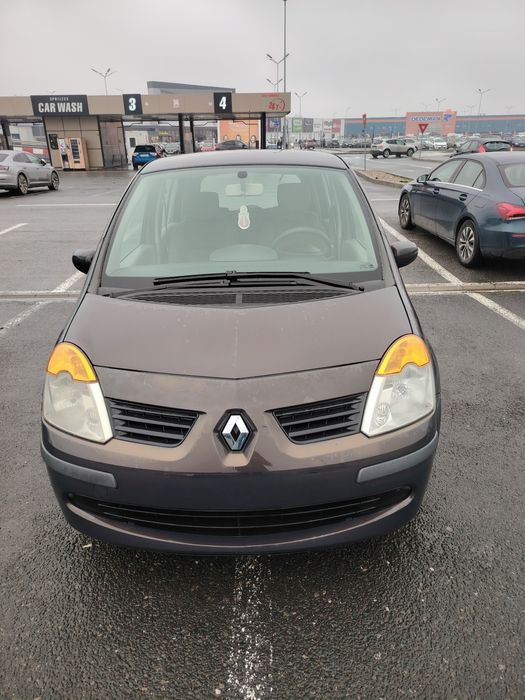 Vând Renault modus 2006