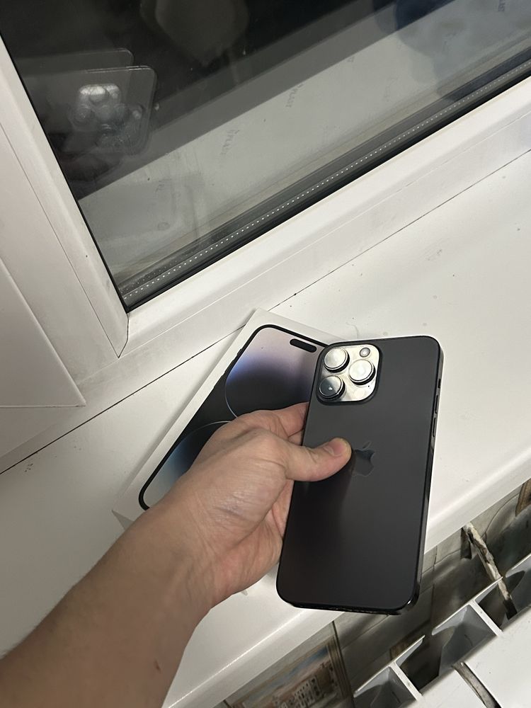 Продам Iphone 14 pro max