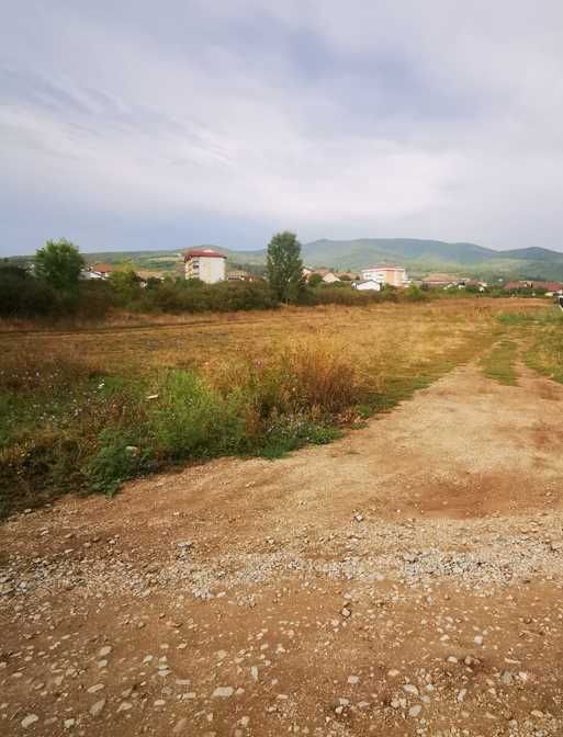 Teren de vânzare-zonă centrală