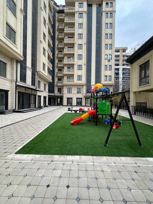 Продаётся 3 комнатная на Алайском