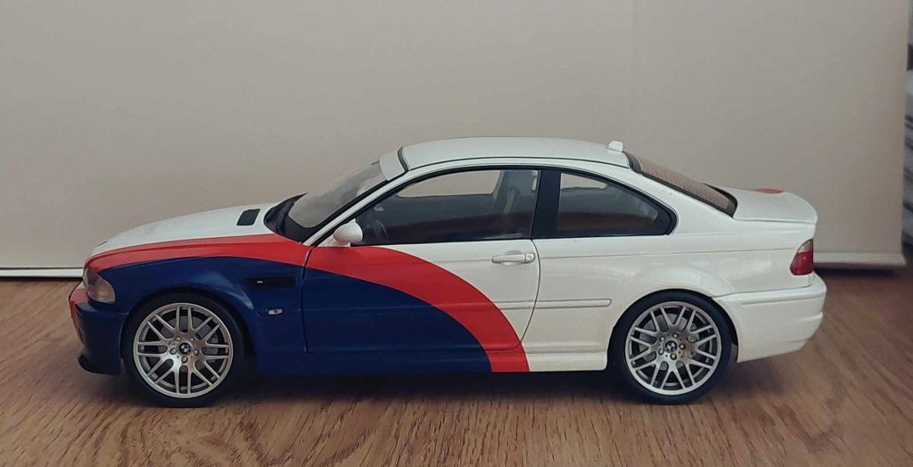 BMW E46 M3 1:18 макет