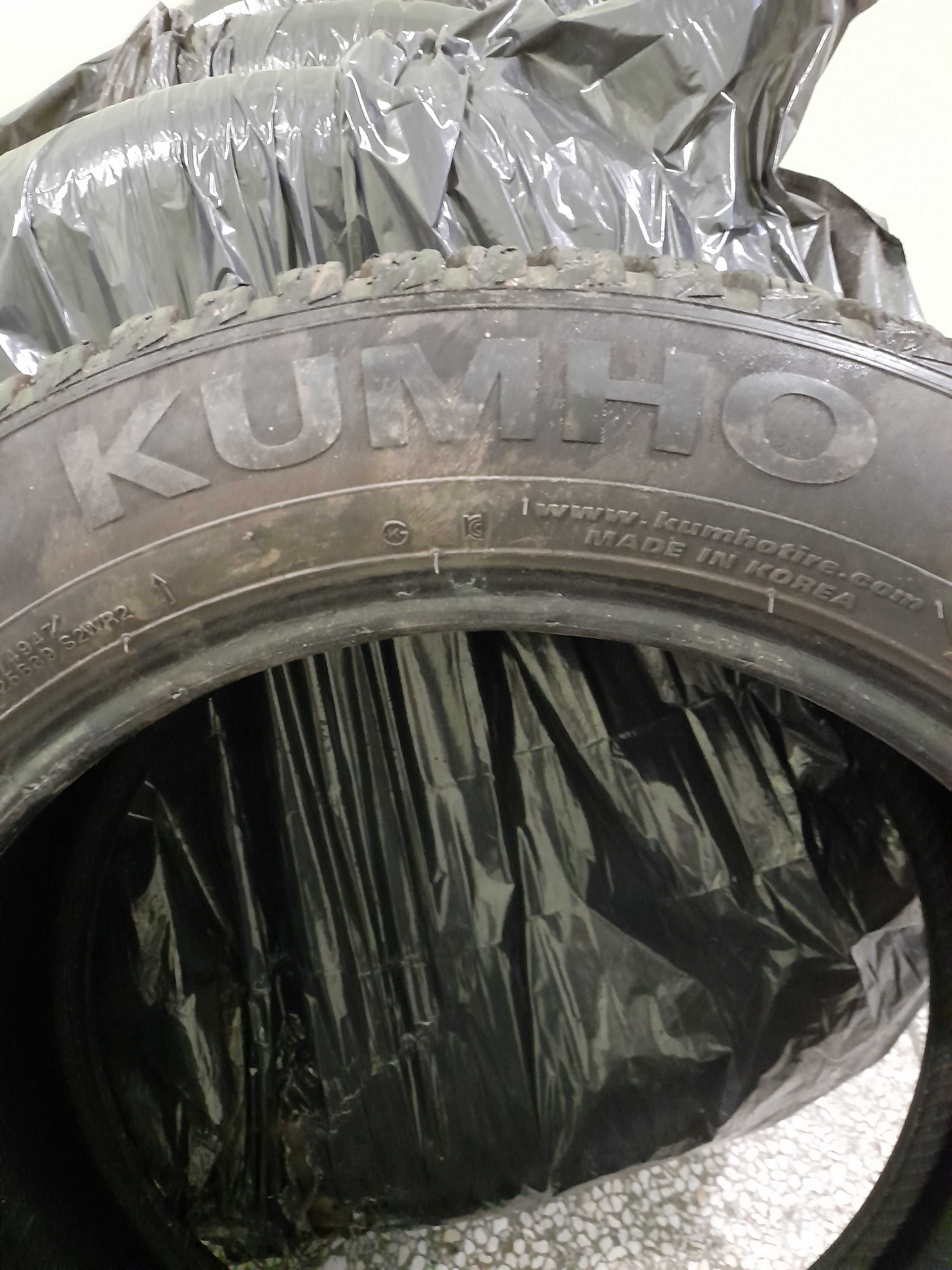 Продавам зимни гуми KUMHO