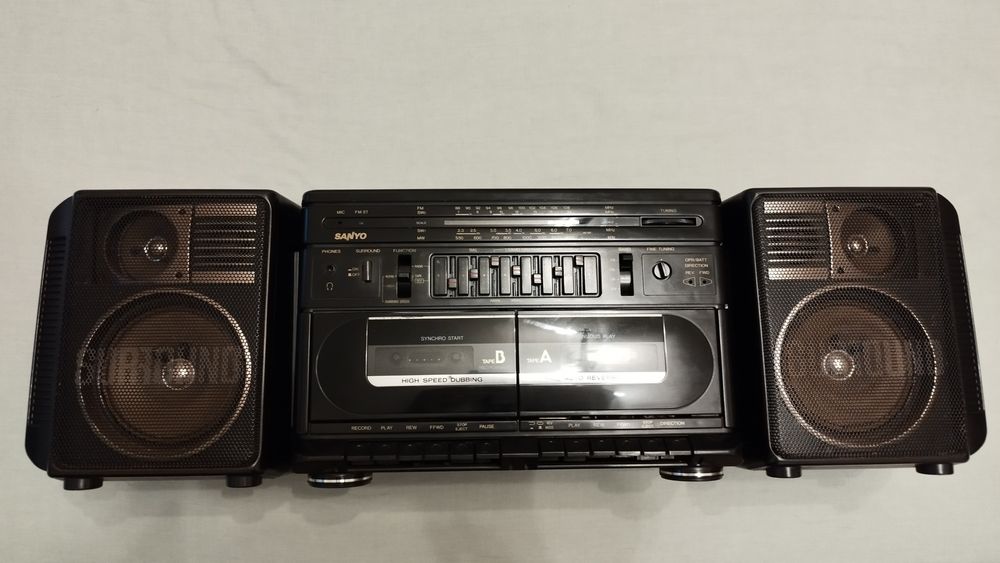 Радиокасетофон Санйо MW 242 K