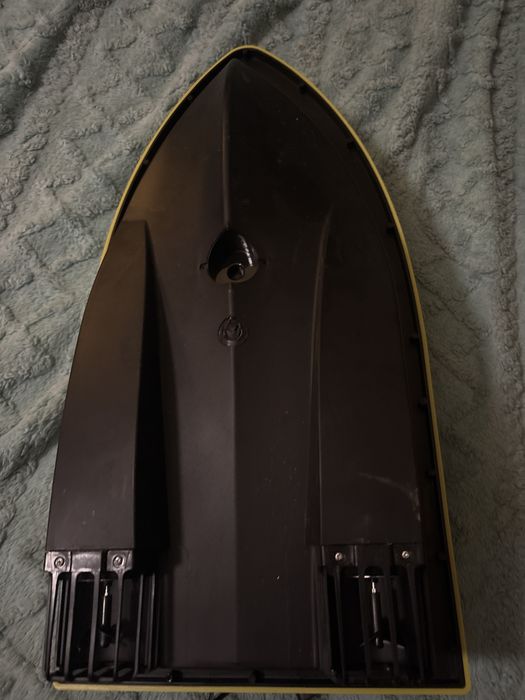 Лодка за захранка d19