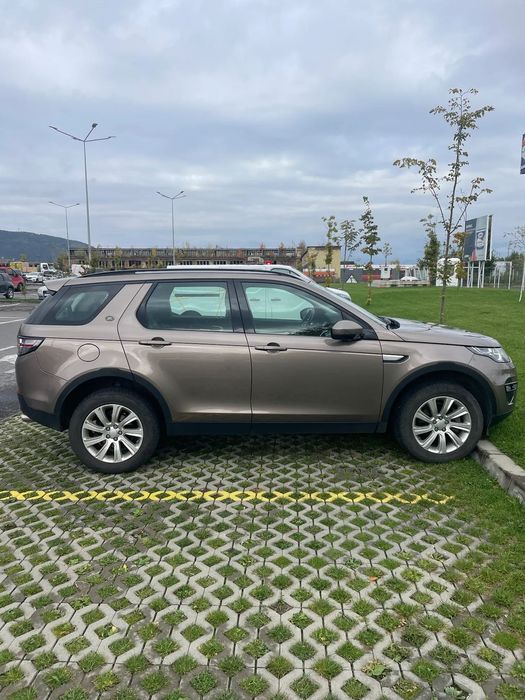 Land Rover Discovery Sport 7 locuri, tractiune integrala, cutie automata