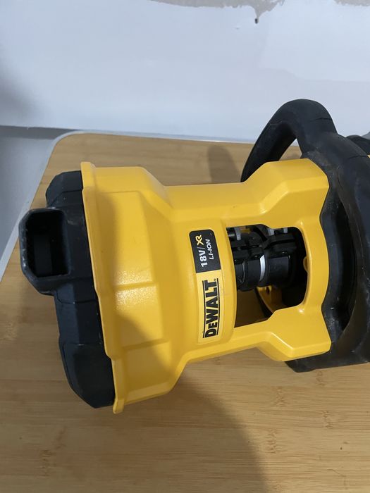 Dewalt led 18v impecabil