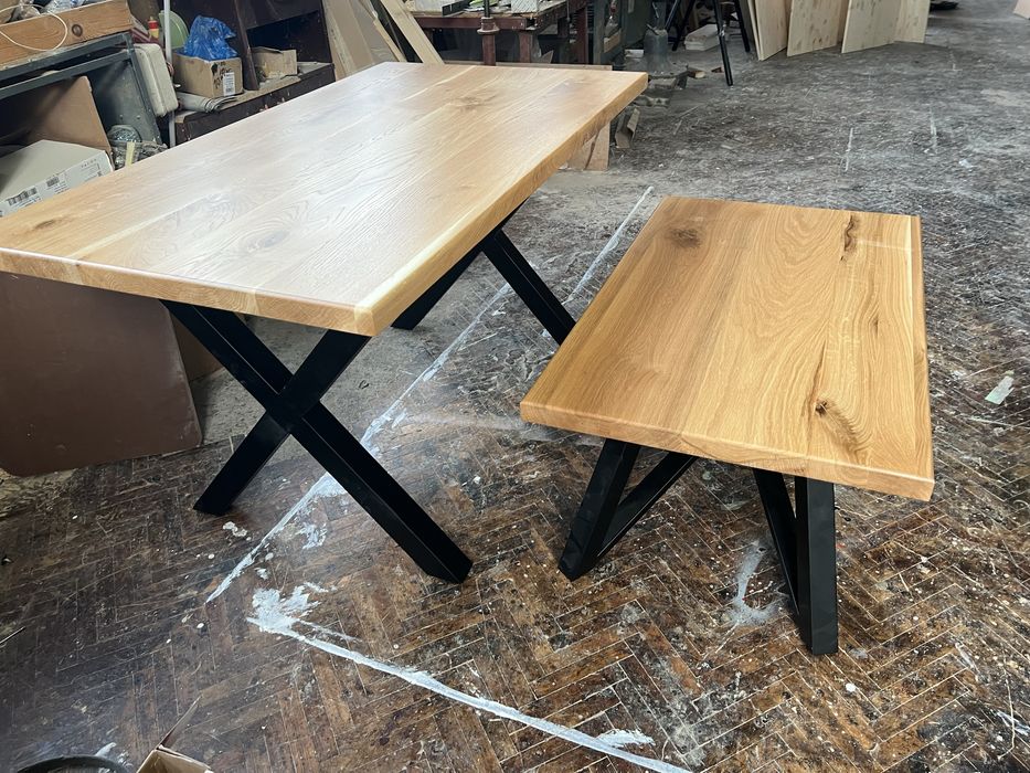 Налични Холна и трапезна маса от масив дъб с метални крака