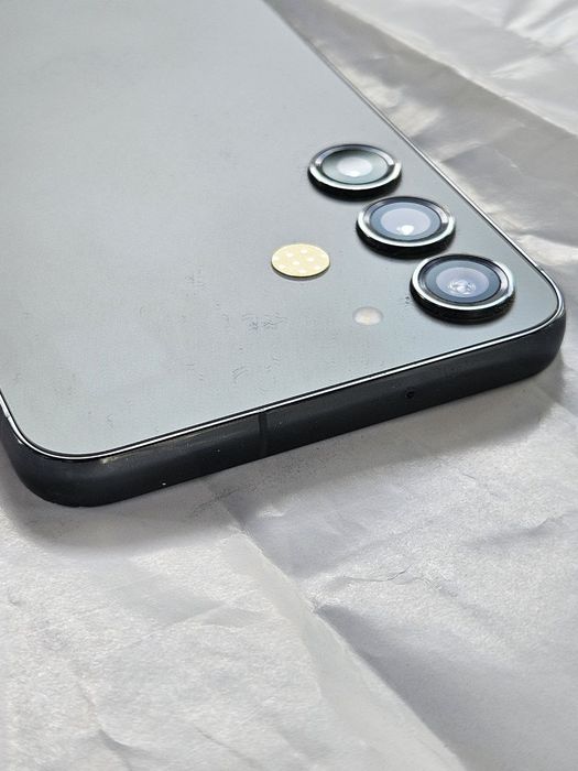 Samsung s23 plus 8/256gb