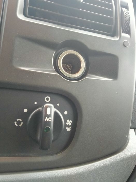 Vând Ford transit 8+1  cu Ac funcțional