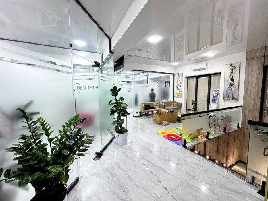 Аренда коммерческого здания под клиника 781 м²