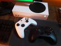 Consola Xbox One Series S ca noua cu 2 manete originale